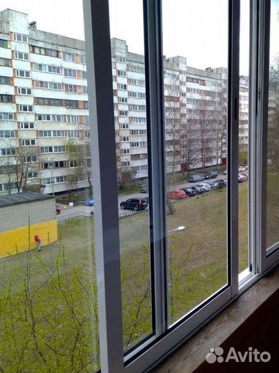 Уборщик, мойщик окон