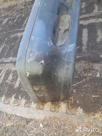 Бампер передний вольво 850