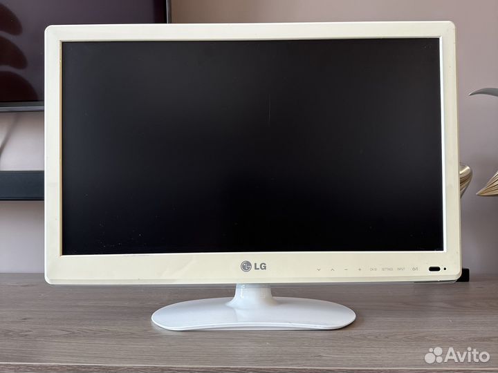 LED LCD телевизор LG
