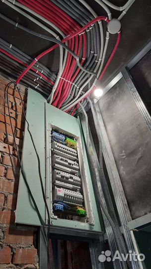 Услуги электрика и сантехника выезд на дом