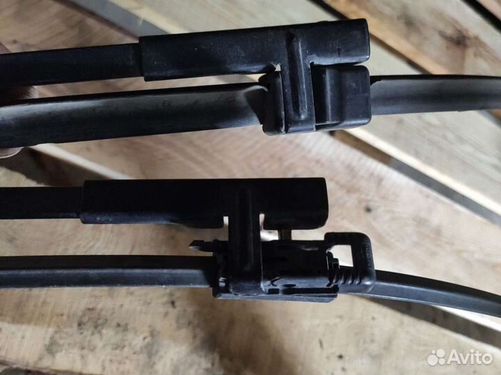 Держатели щеток стеклоомывателя Peugeot 407