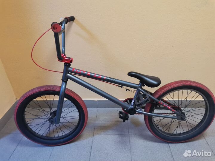 BMX MAK