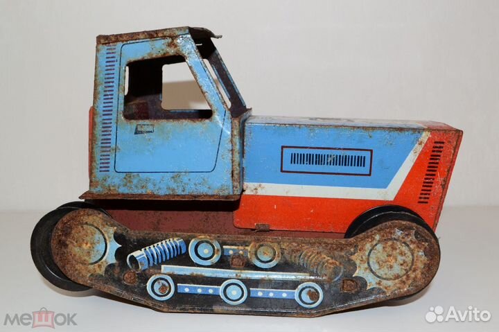 Игрушка СССР Трактор Гусеничный Механический