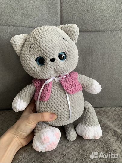 Вязаны мягкие игрушки. Кот Басик и мишка