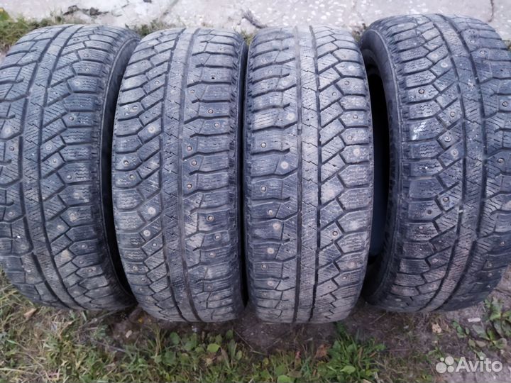 Continental VancoWinter 2 185/60 R15 30