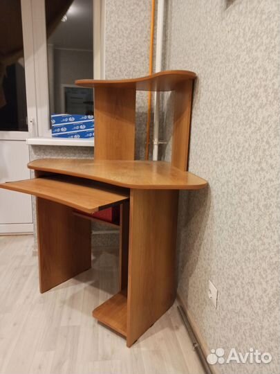 Компьютерный стол б/у