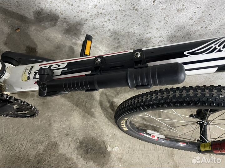 Велосипед GT