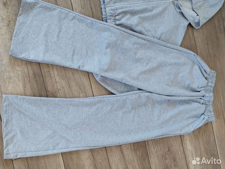 Спортивный костюм женский44 р