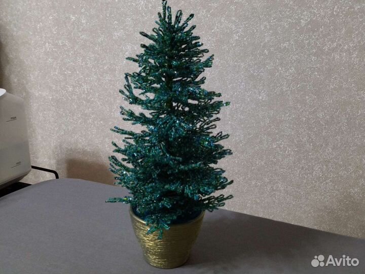 Ель из бисера