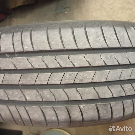 Kumho Ecsta HS52 205/60 R16 92H