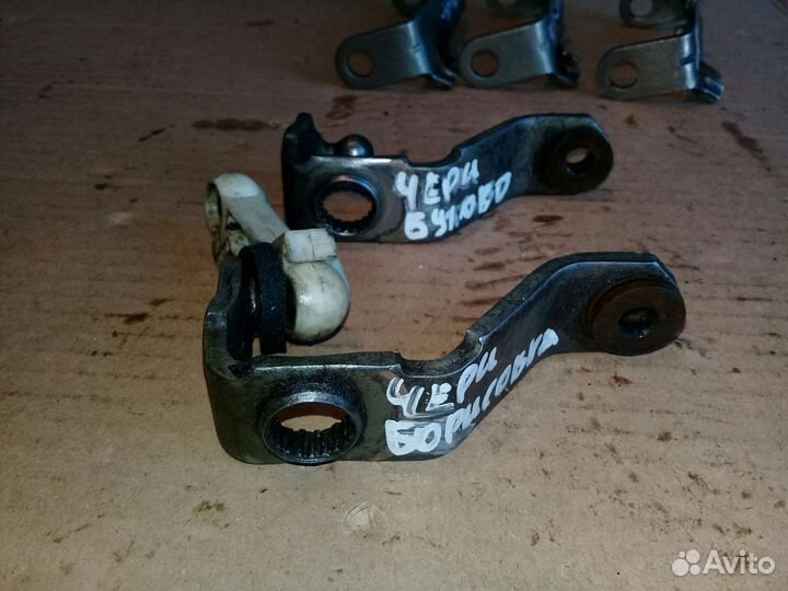 Рычаг выбора передач Chery Amulet A15