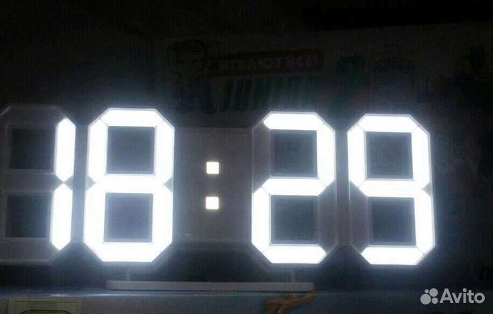 Часы LED