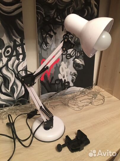 Лампа настольная
