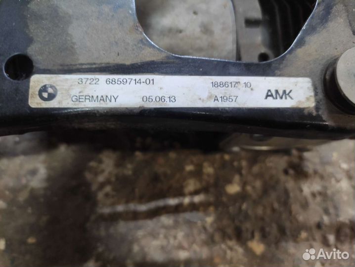 Компрессор пневмоподвески BMW X5 E70 X6 E71