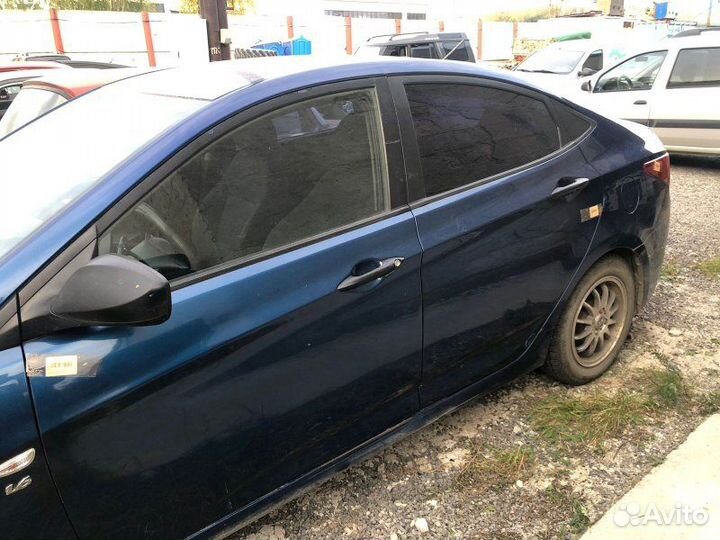 Крыло заднее левое Hyundai Solaris 1 G4FC 2014