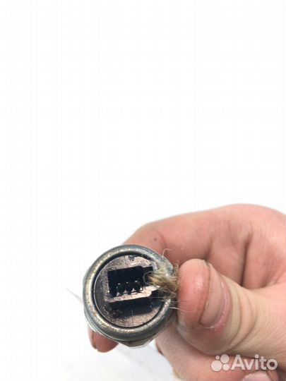 Датчик давления масла АКПП Nissan Murano PNZ50