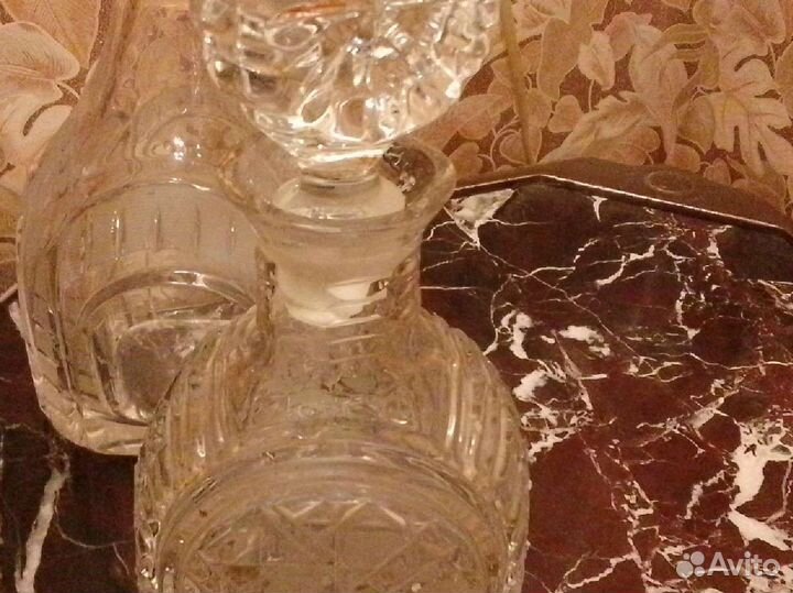 Хрустальная посуда (штофы, ладьи, фужеры, и др)