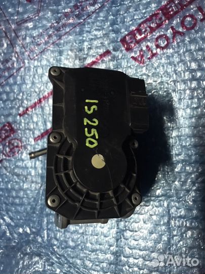 Lexus IS 250 педаль газа дроссель