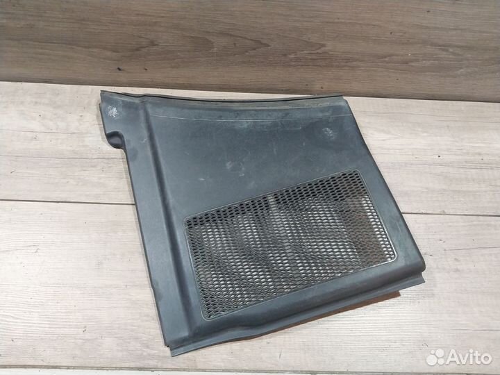 Накладка салонного фильтра Audi A4 B7
