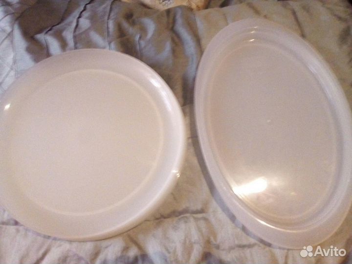 Подносы новые разные много, есть выбор