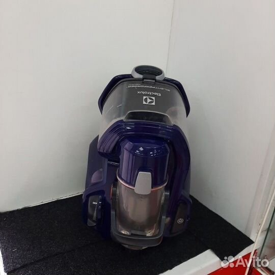 Пылесос Electrolux zspc2000 (Рассрочка / Э1)