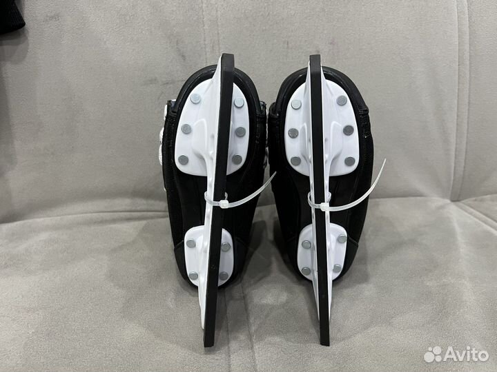 Новые детские коньки 28 размер