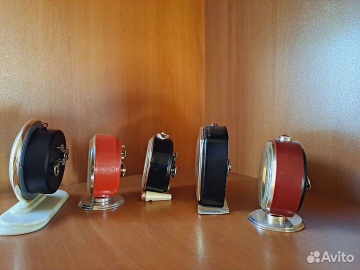 Настольные часы будильник слава