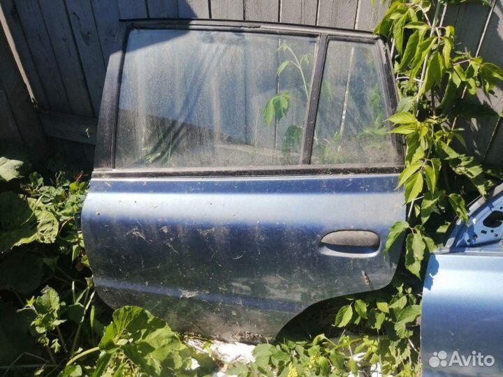 Дверь левая Kia Rio