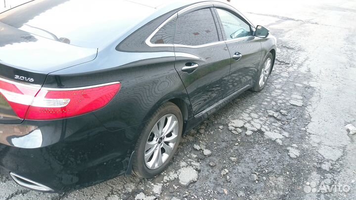 Hyundai Grandeur 3.0 AT, 2012, 18 300 км