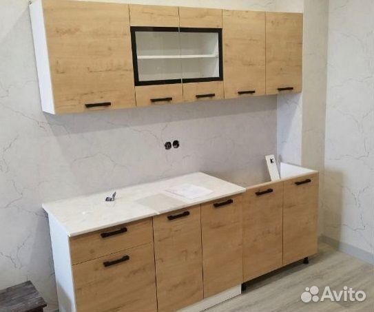 Кухня Хозяюшка Дуб вотан 2 метра (новая)