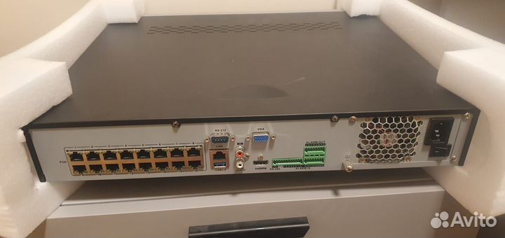 Сетевой видеорегистратор Hikvision