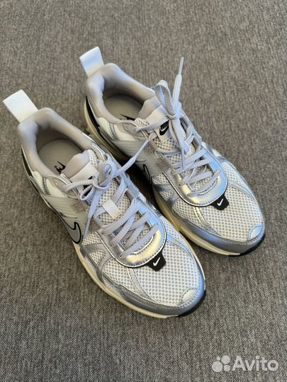 Кроссовки Nike v2k run оригинал