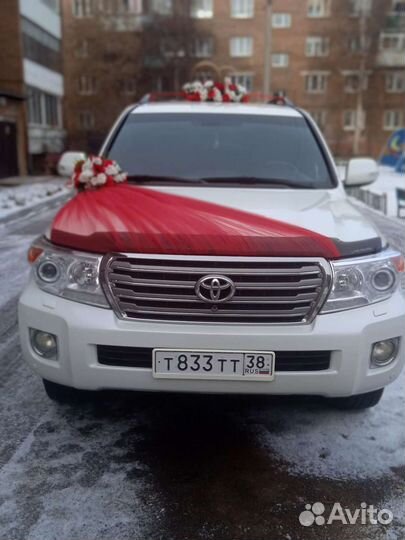 Свадебные кольца на машину