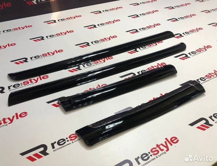 Молдинги дверей Toyota Land Cruiser Prado 150 R362