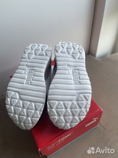 Кроссовки для девочки Puma R78 Voyage 29 р