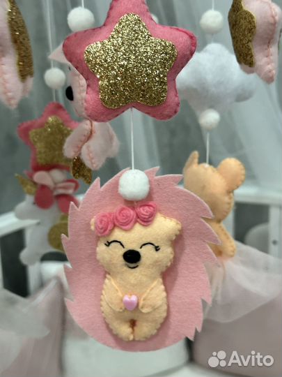 Мобиль из фетра на кроватку