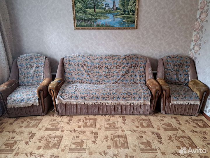 Диван и 2 кресла