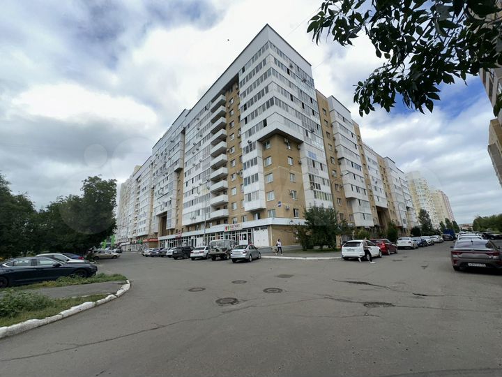 2-к. квартира, 79,8 м², 7/17 эт.