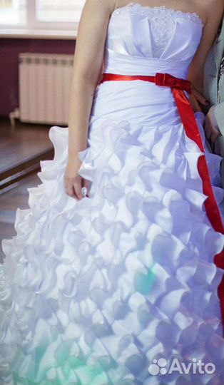 Продам свадебное платье