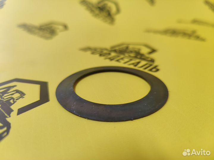 82850293 Шайба пружинная шкворня поворотного кулак
