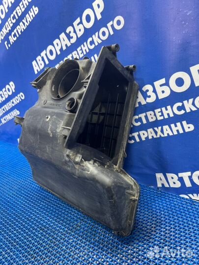 Корпус воздушного фильтра Renault Duster кроссовер