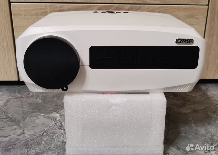 Проектор Wzatco C3