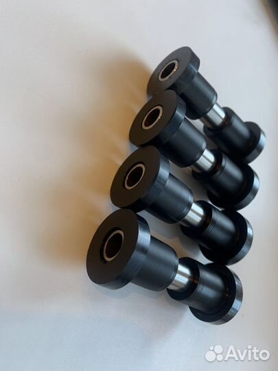 Капролоновые втулки задних кулаков stels guepard