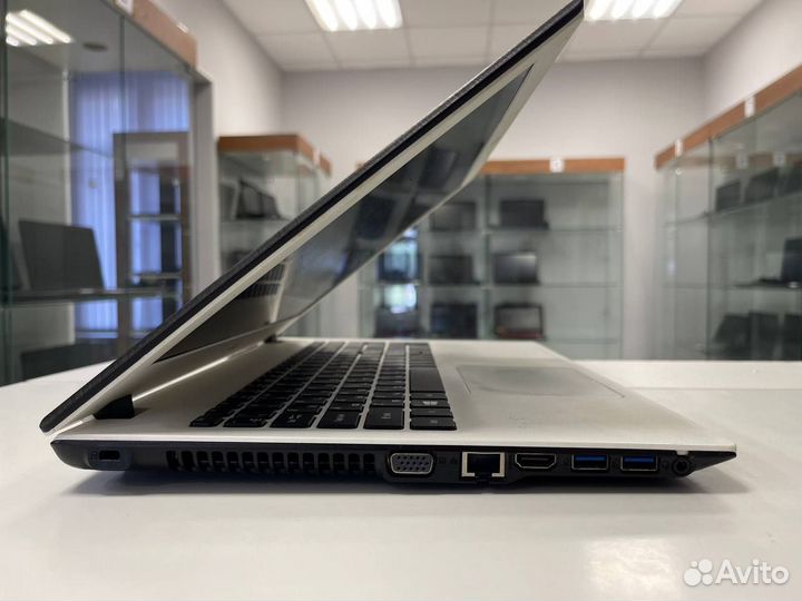 Ноутбук Acer (4 ядра/ 8gb ram/ SSD 256gb)