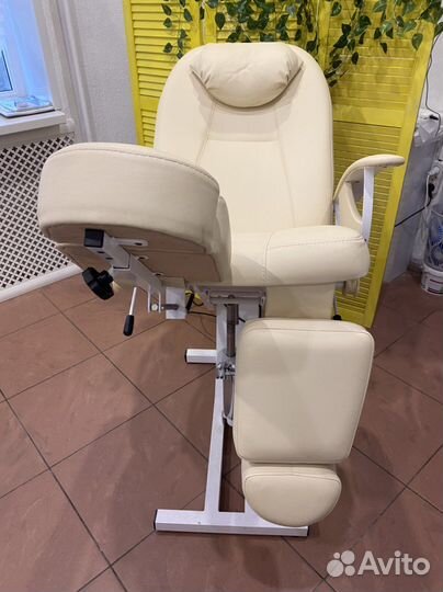 Педикюрное кресло