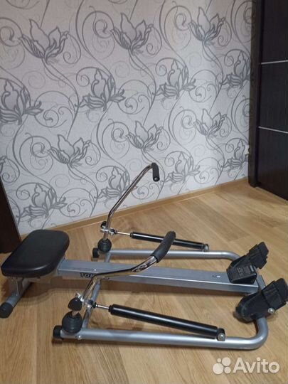 Гребной тренажер torneo