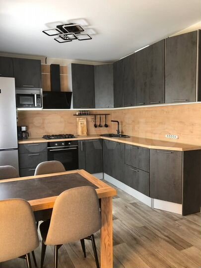 Дом 98,6 м² на участке 8,3 сот.