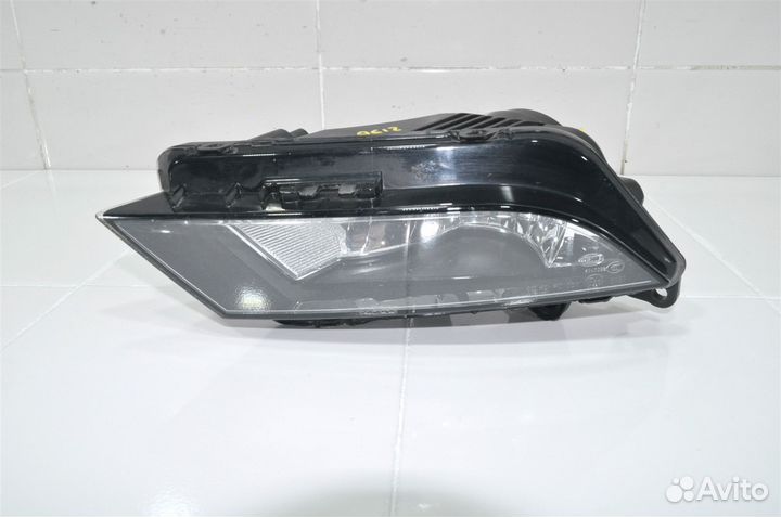 Птф передний левый Seat Leon 5F 2012+