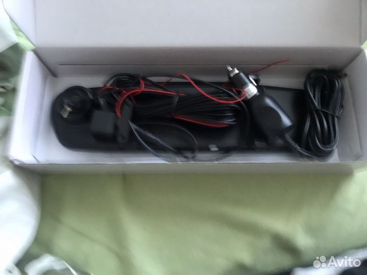 Зеркало с регистратором и камерой заднего вида