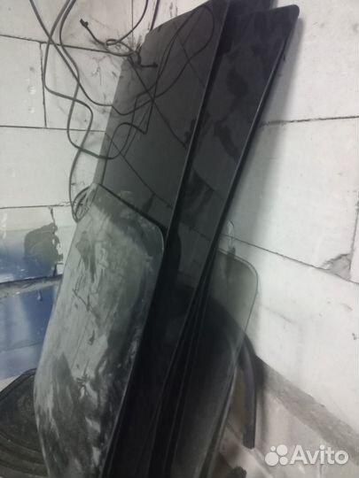 Стекла на Вито 638